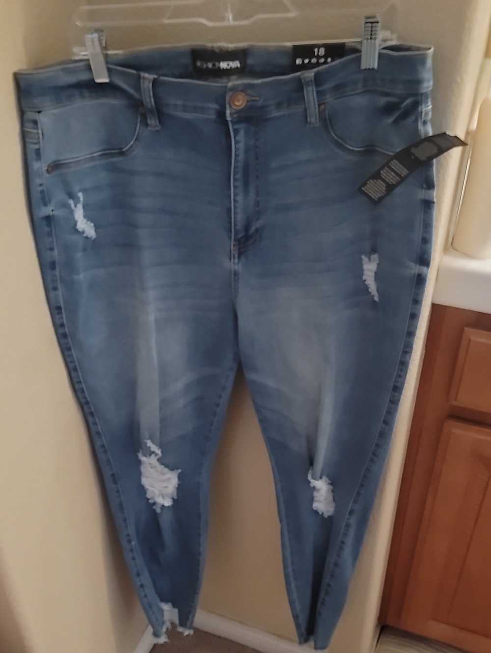 NWT Distressed Blue Women’s Jeans